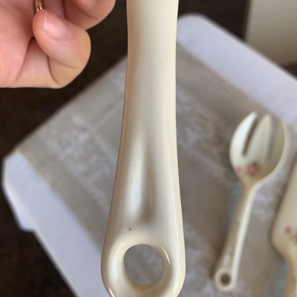 Ceramic Floral Serving Utensil Set- Shabby Chic Vintage Spoon, Fork, Pie Server - Picture 7 of 14